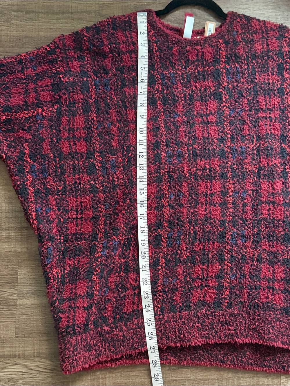 SKIMS Red and Black Plaid Cozy Oversized Crewneck Pullover Sz L/XL NWT - Picture 6 of 7